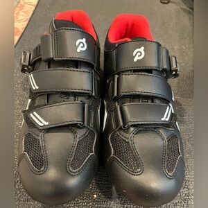 Brand new peloton size 38 shoes. Bought these and they didn’t fit!